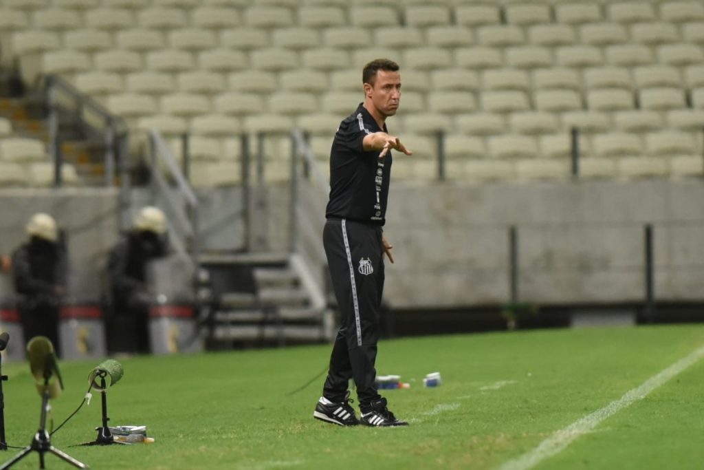 Deniz’s assistant praises Santos’ performance in the draw: ‘It neutralized Fortaleza’s key moves’ |  saints