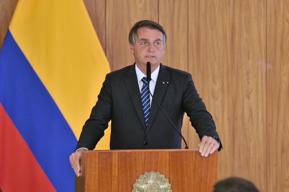 Bolsonaro details meetings with leaders in the G20 and ‘trampled’ at the foot of Angela Merkel