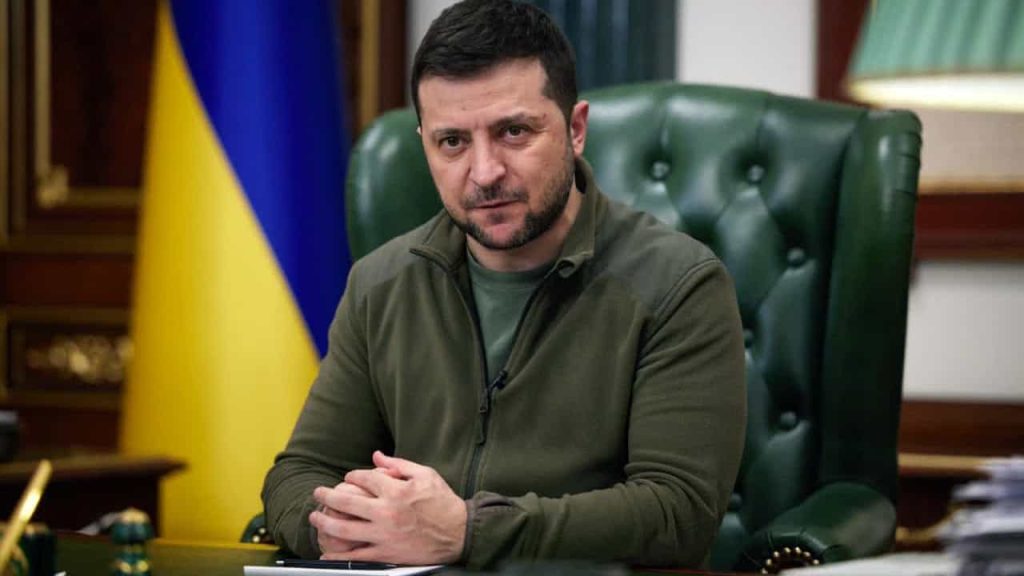 Zelensky urges von der Leyen to speed up more sanctions and financial aid