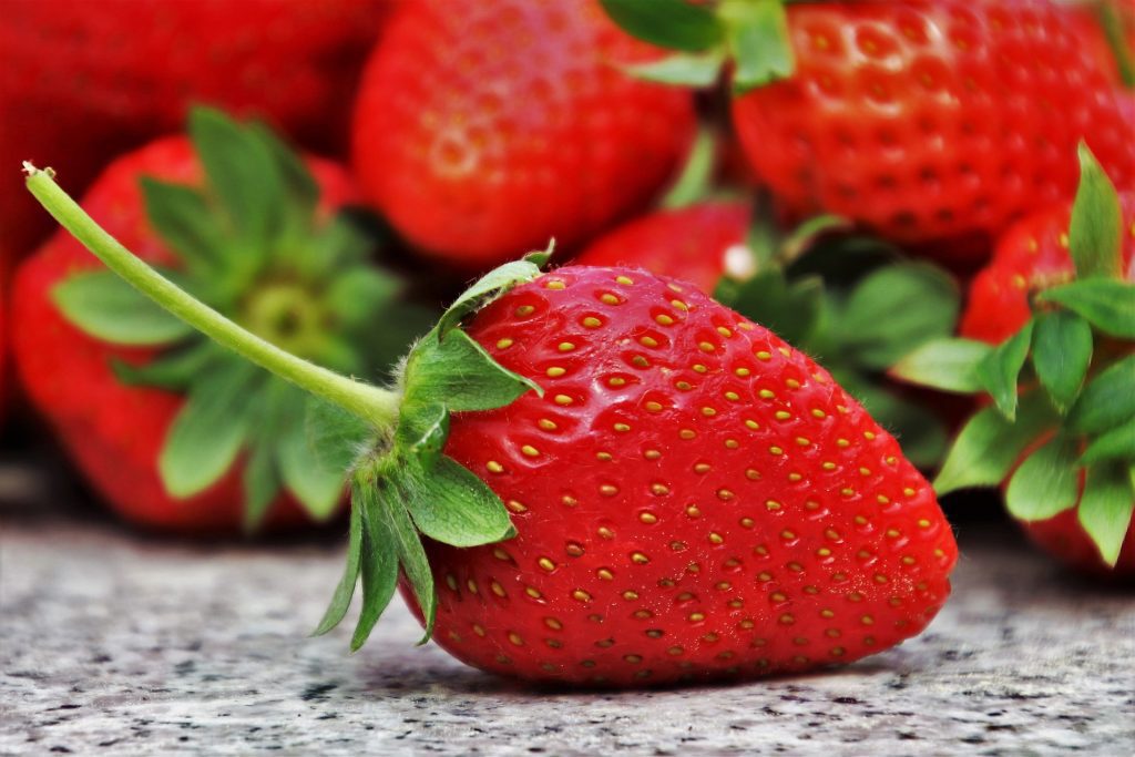 3 tips for washing strawberries properly